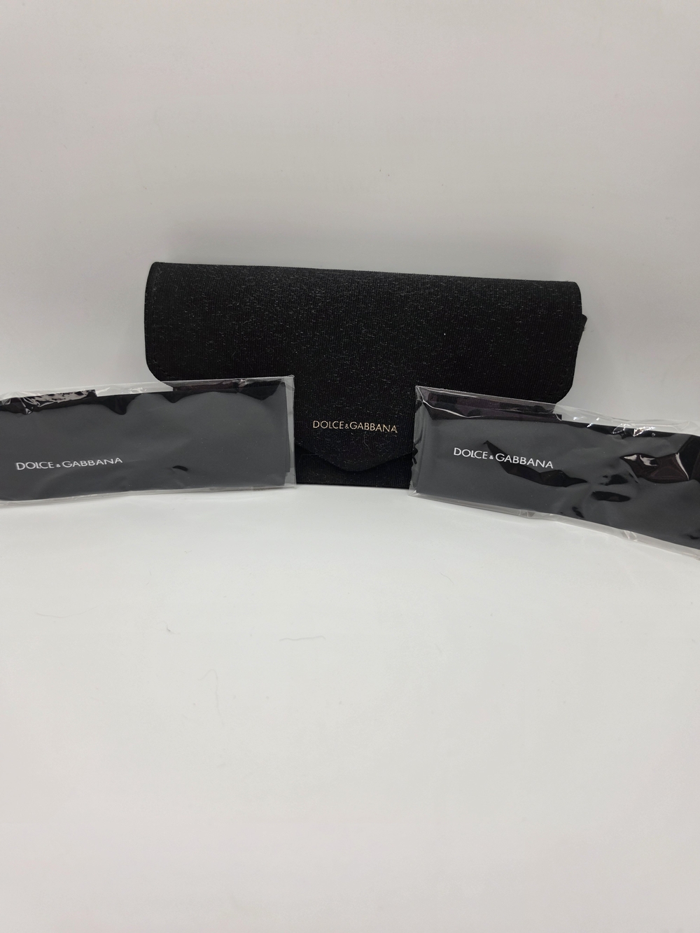Dolce & Gabbana Black Gold Fabric Semi-hard Logo Eyewear Case Cleaning Cloths